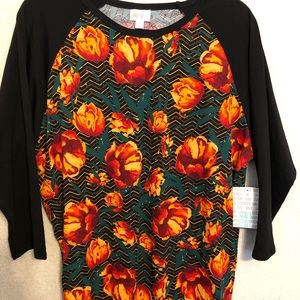 LuLaRoe Randy - baseball style tee